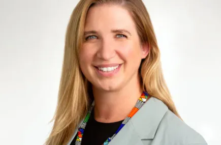 Polly Miles headshot
